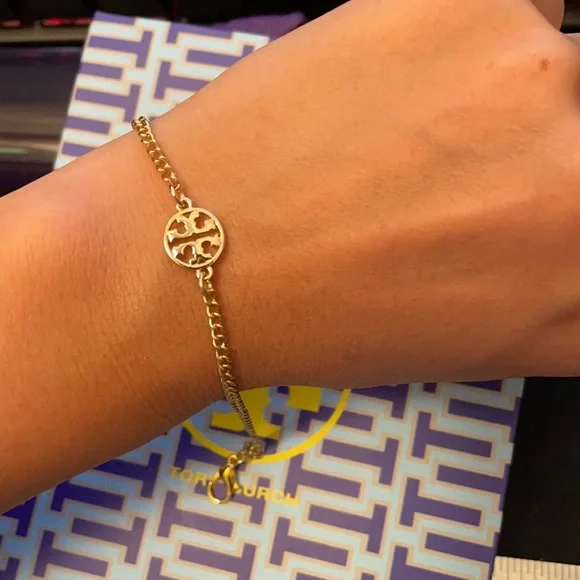 TORY BURCH GOLD dainty bracelet - Picture 1 of 5
